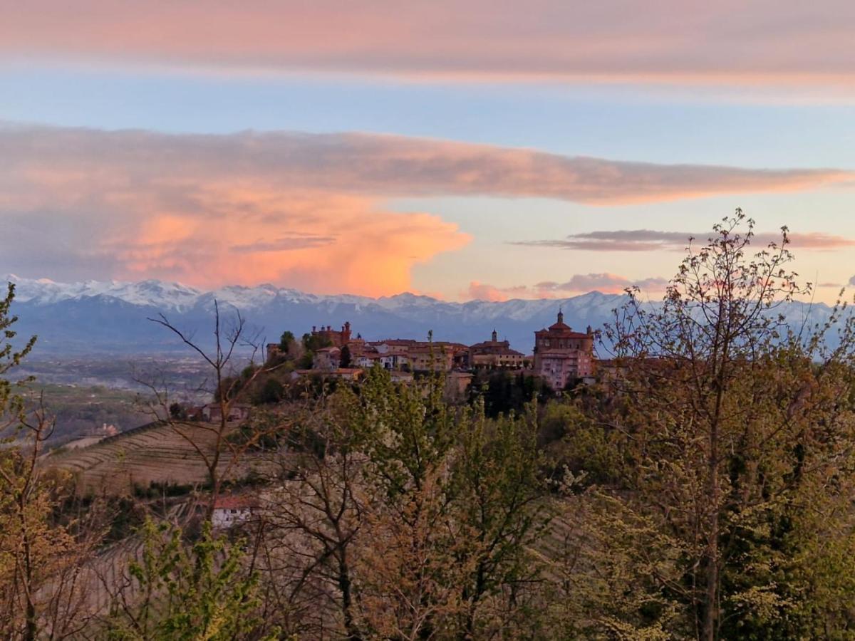 Mister Barolo Apartments Langhe Novello Dış mekan fotoğraf
